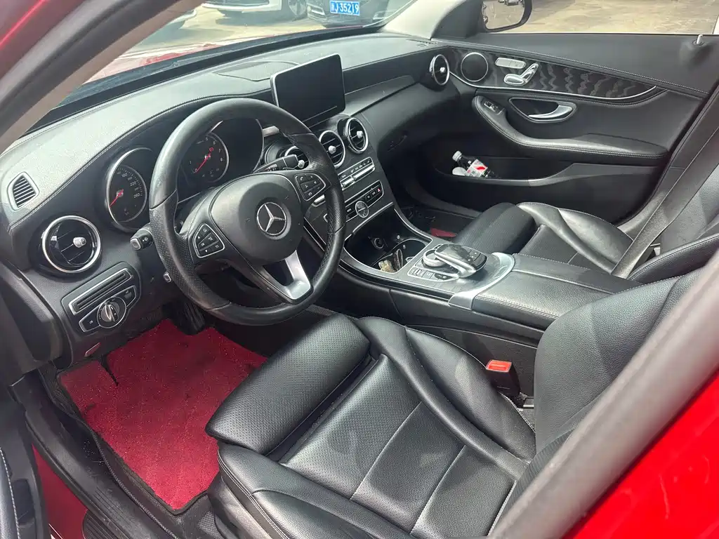 Mercedes-Benz C-Class 2018