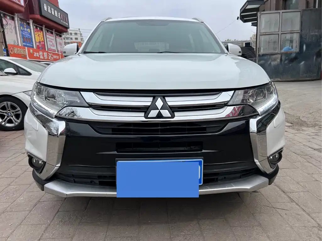 Mitsubishi Outlander 2017
