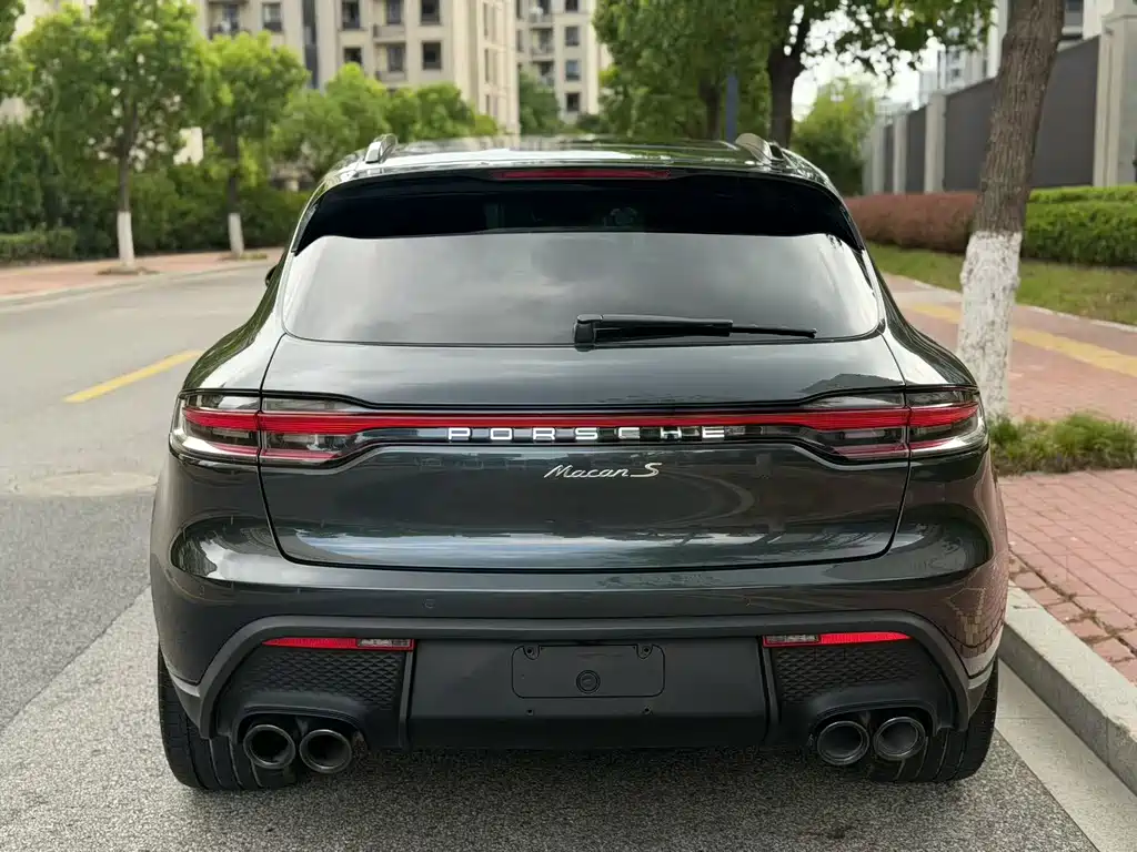 Porsche Macan 2022 — фото 12