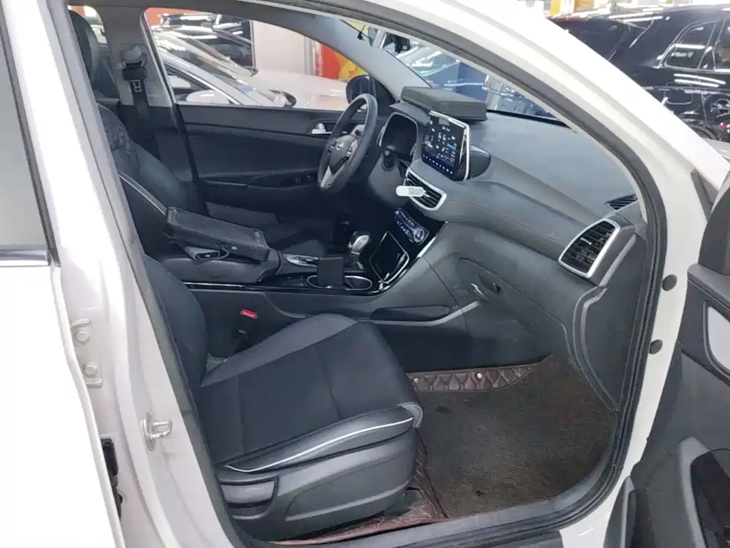 Hyundai Tucson 2019 — фото 25