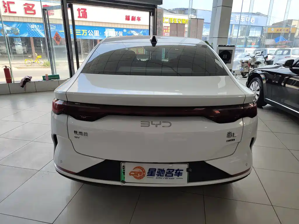 BYD Qin L 2025 — фото 14