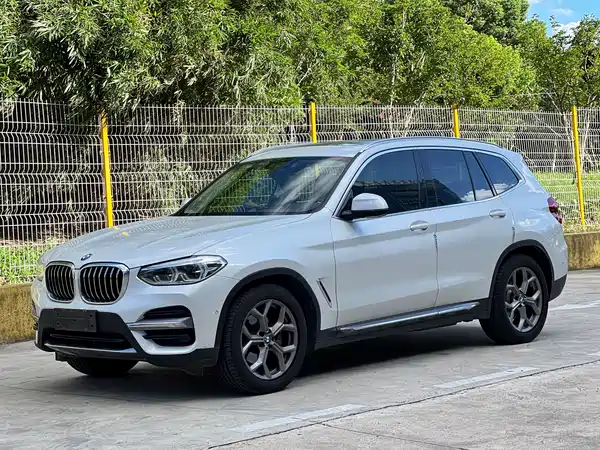 BMW X3 2021