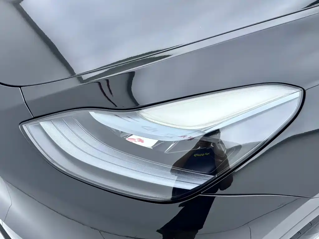 Tesla Model Y 2022 — фото 17