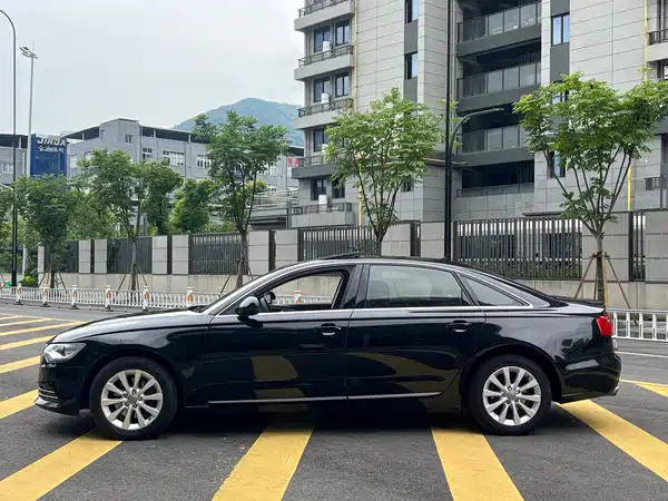 Audi A6L 2014