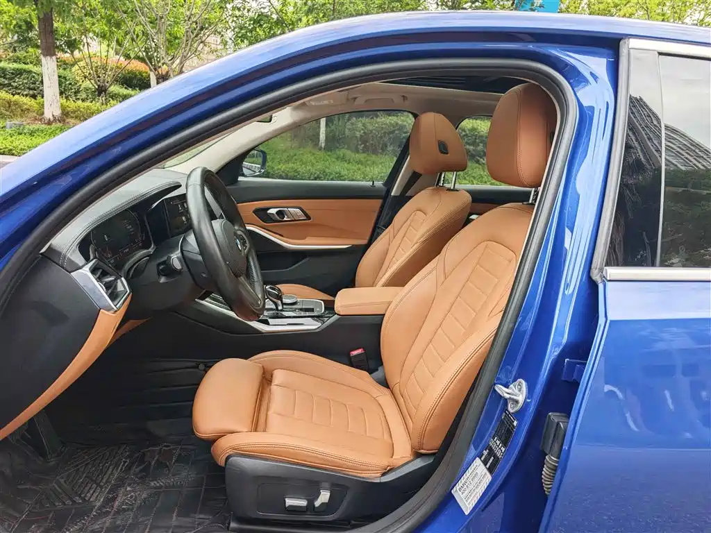 BMW 3 Series 2020 — фото 14