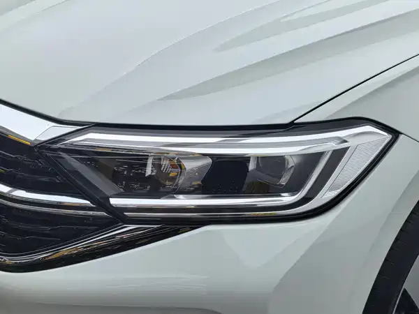 Volkswagen Sagitar 2026
