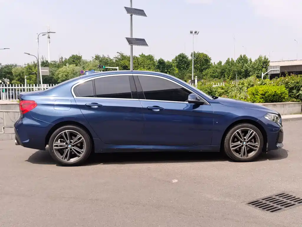 BMW 1 Series 2023