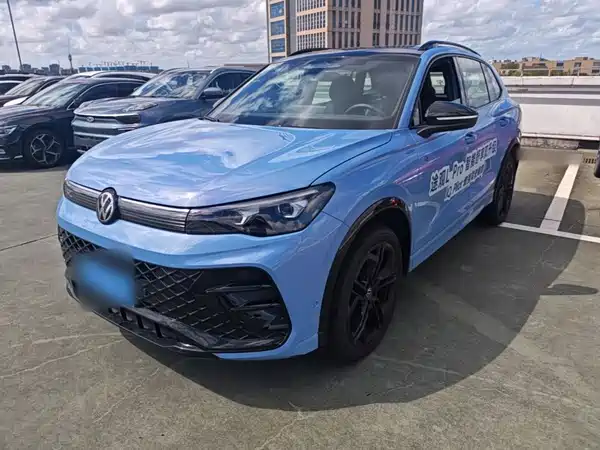 Volkswagen Tiguan L 2025