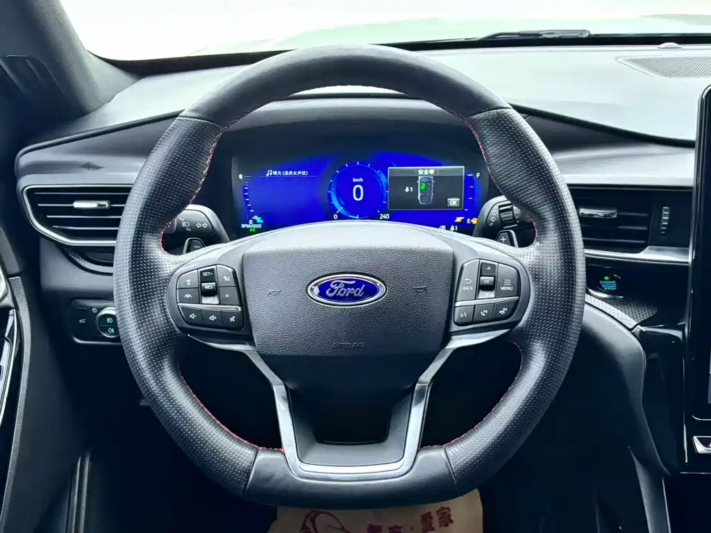 Ford Explorer 2020 — фото 16
