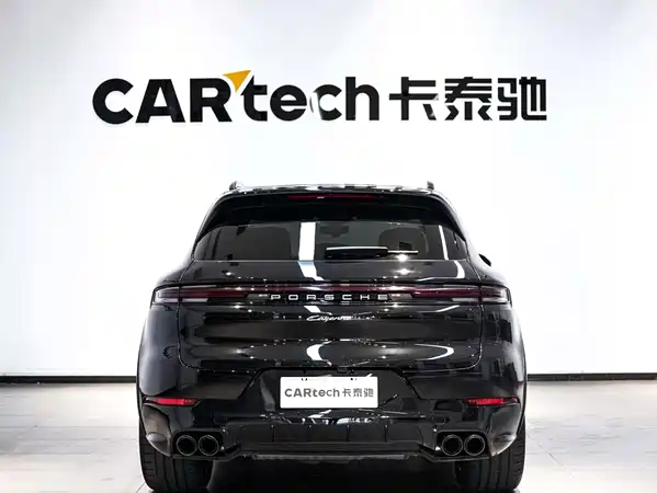 Porsche Cayenne 2025