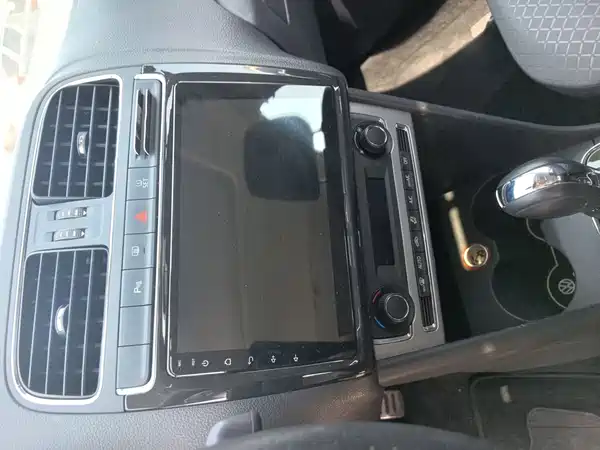Volkswagen Polo 2015