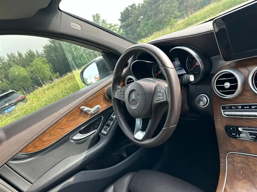 Mercedes-Benz GLC 2019 — фото 18