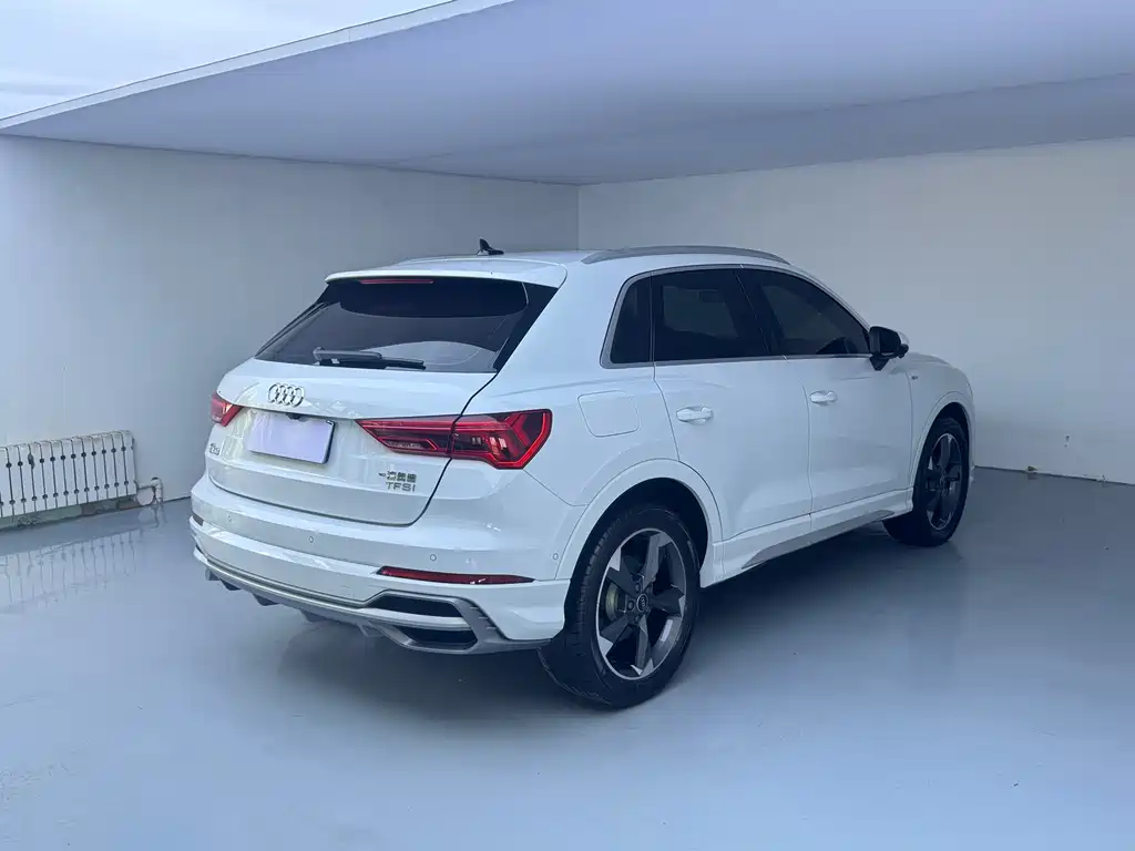 Audi Q3 2022