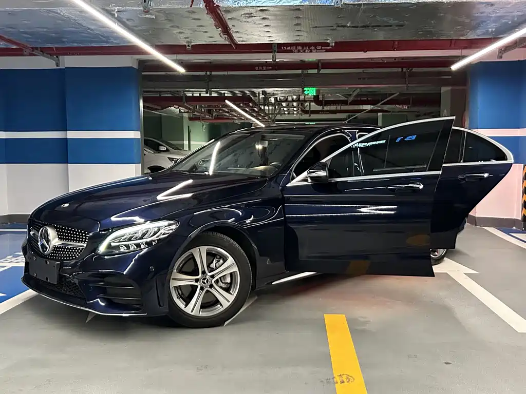 Mercedes-Benz C-Class 2020 — фото 17