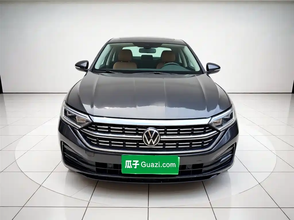 Volkswagen Sagitar 2023