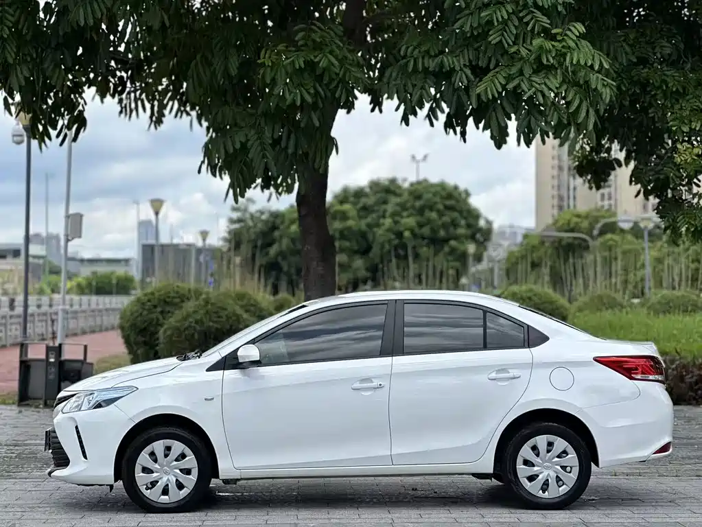Toyota Vios 2018 — фото 14