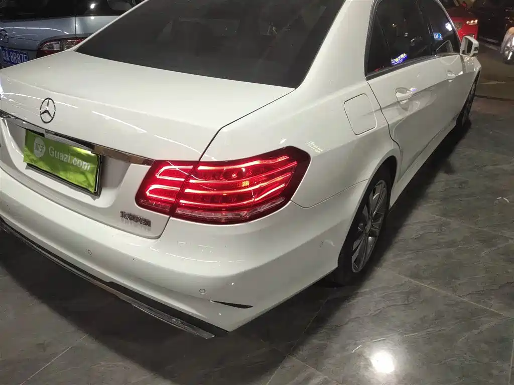 Mercedes-Benz E-Class 2015 — фото 8