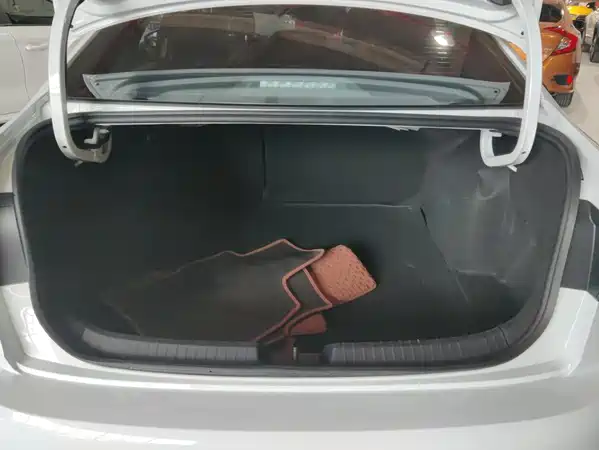 Volkswagen Sagitar 2024