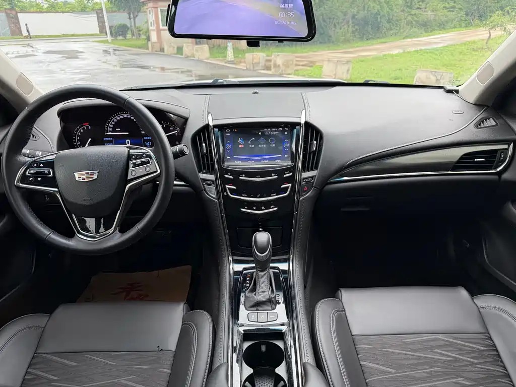 Cadillac ATS-L 2019 — фото 13