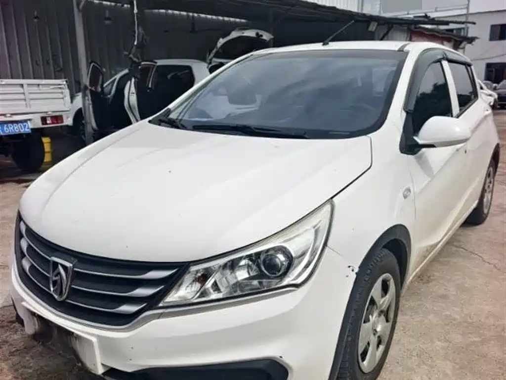 Baojun 310 2017