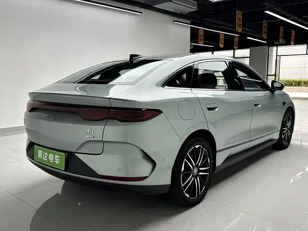 BYD Qin L 2025