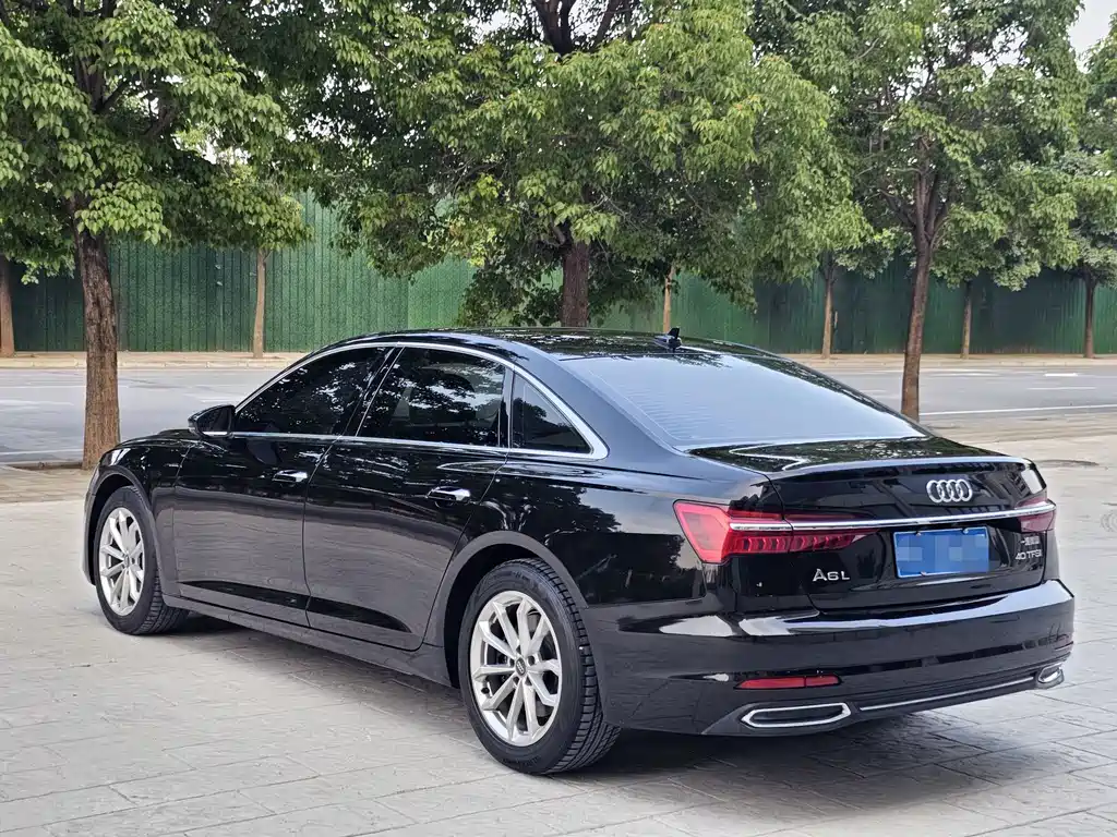 Audi A6L 2020