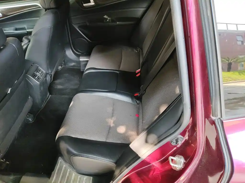 Honda Jade 2018 — фото 17