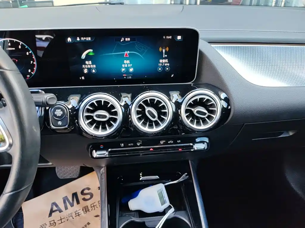 Mercedes-Benz GLA 2020 — фото 13