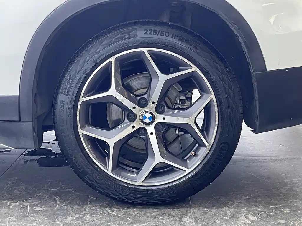 BMW X1 2019 — фото 8