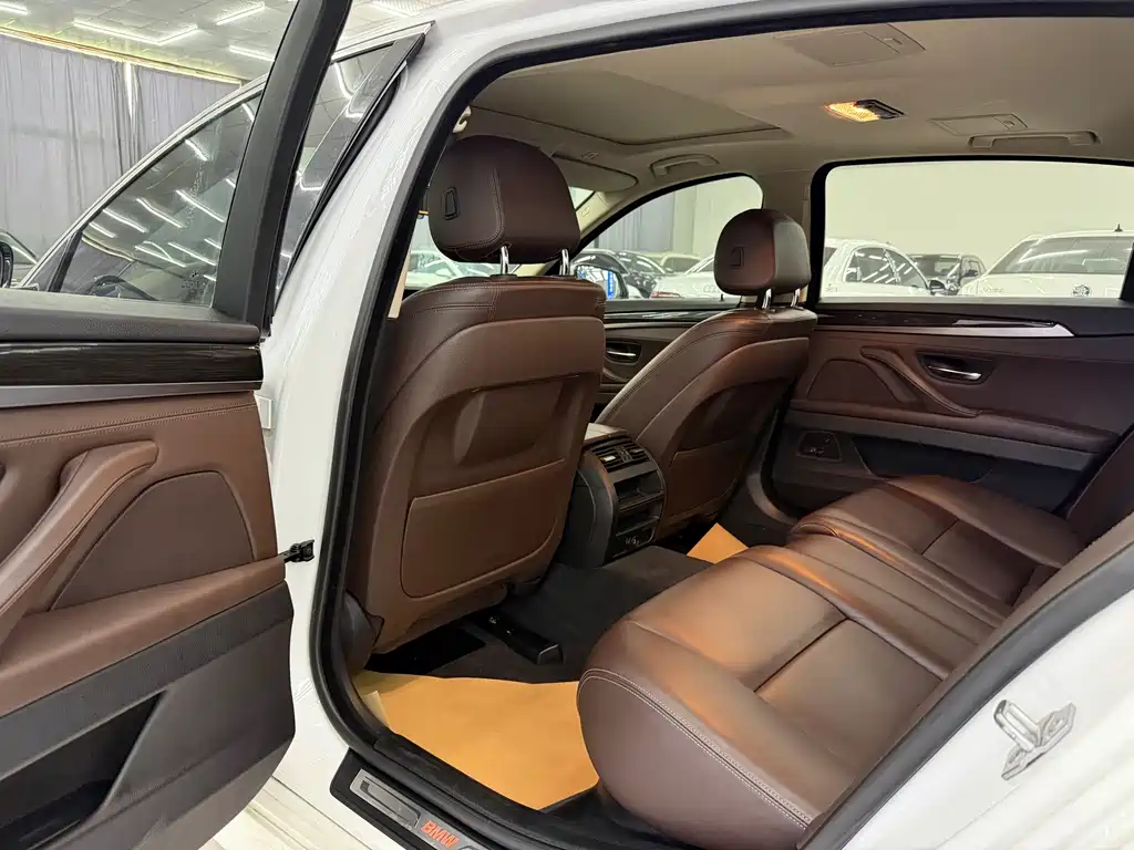 BMW 5 Series 2016