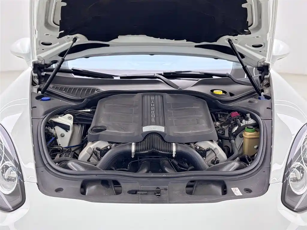 Porsche Panamera 2015 — фото 2