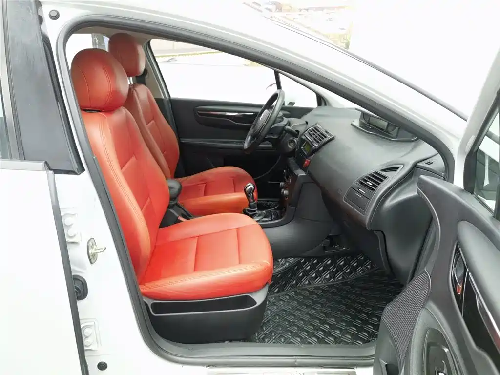 Citroen C-Quatre 2015 — фото 23