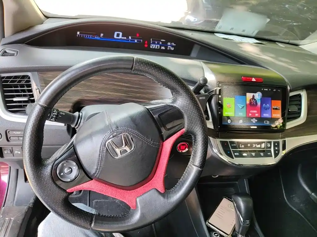 Honda Jade 2018 — фото 10