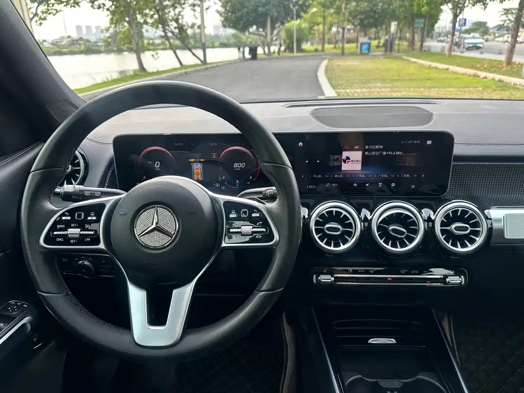 Mercedes-Benz GLB 2020 — фото 16