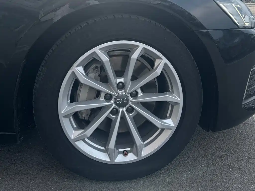 Audi A6L 2021