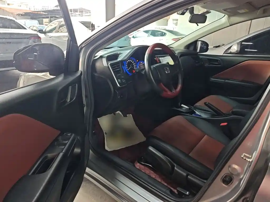 Honda City 2017 — фото 16