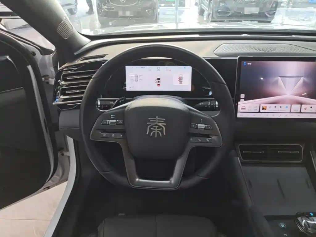 BYD Qin L 2025 — фото 11