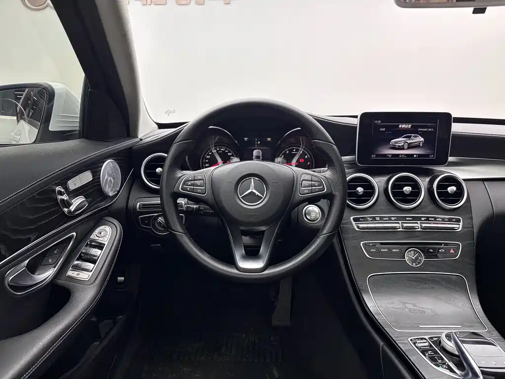 Mercedes-Benz C-Class 2018 — фото 7