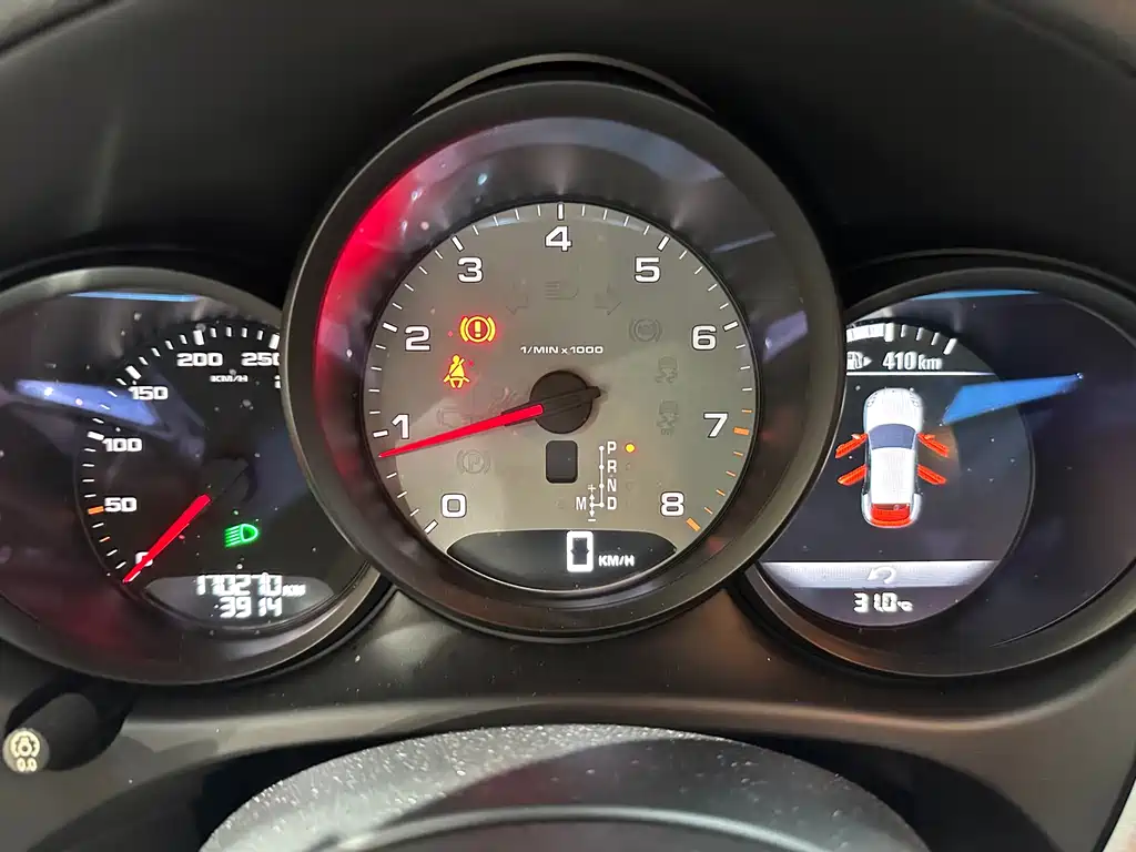 Porsche Macan 2015 — фото 20