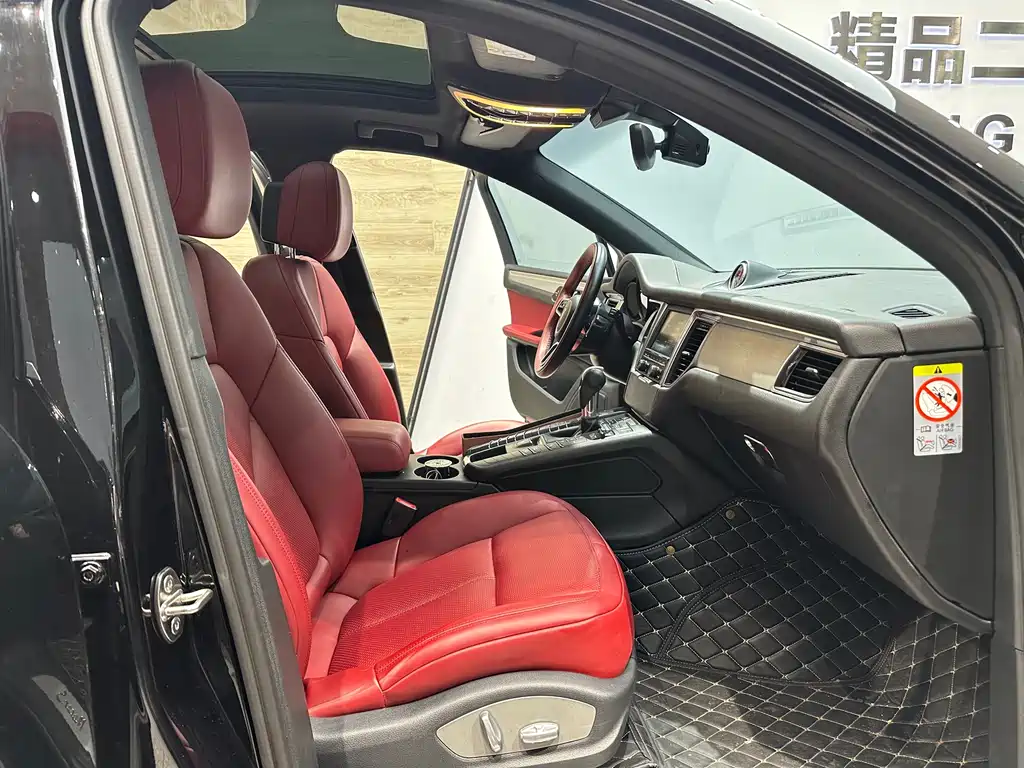 Porsche Macan 2015 — фото 25