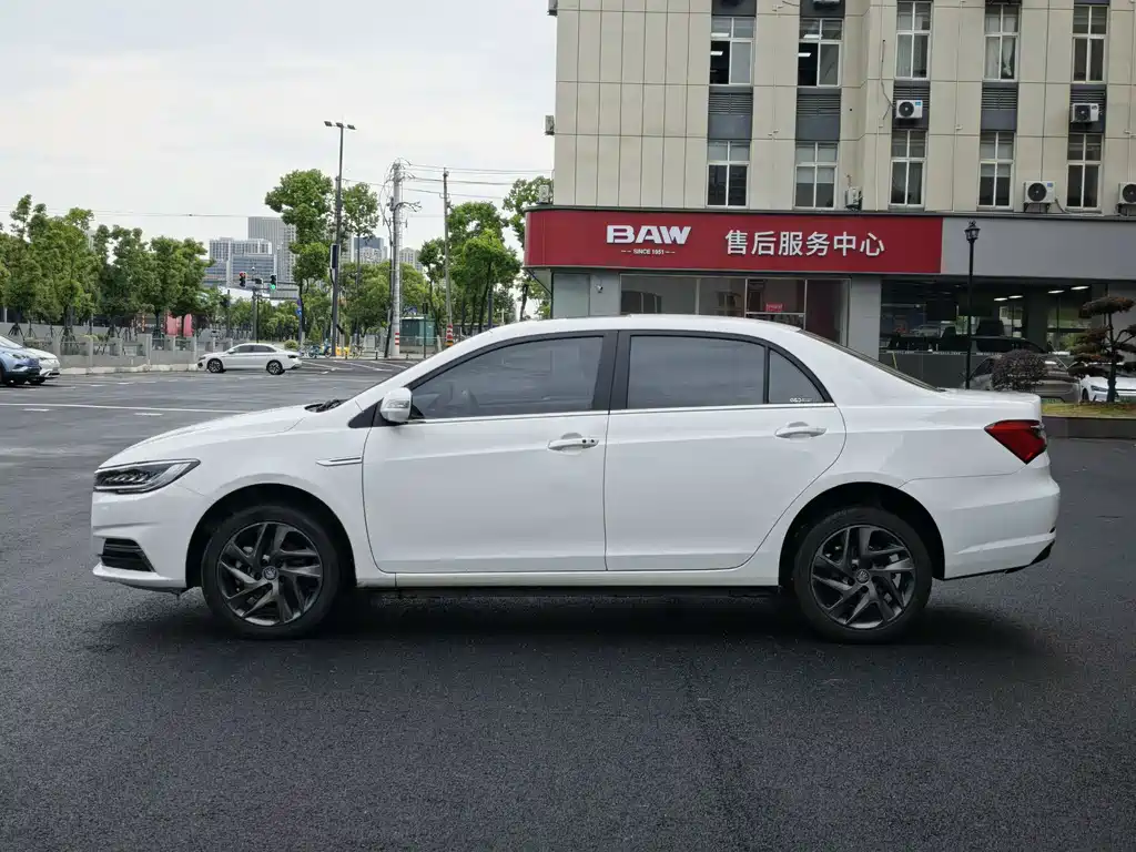 BYD Qin NEV 2020 — фото 3