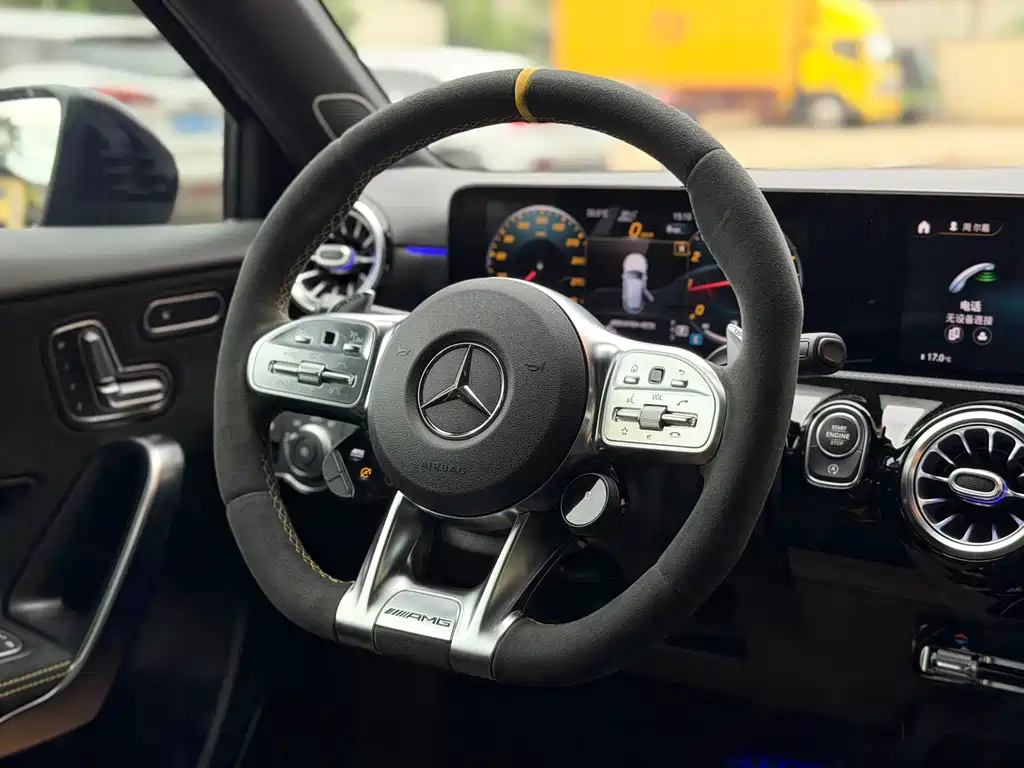 Mercedes-Benz A-Class AMG 2021 — фото 12