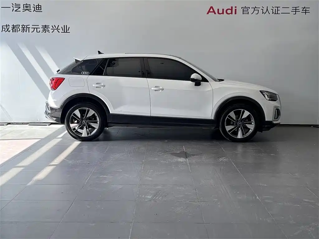 Audi Q2L 2022