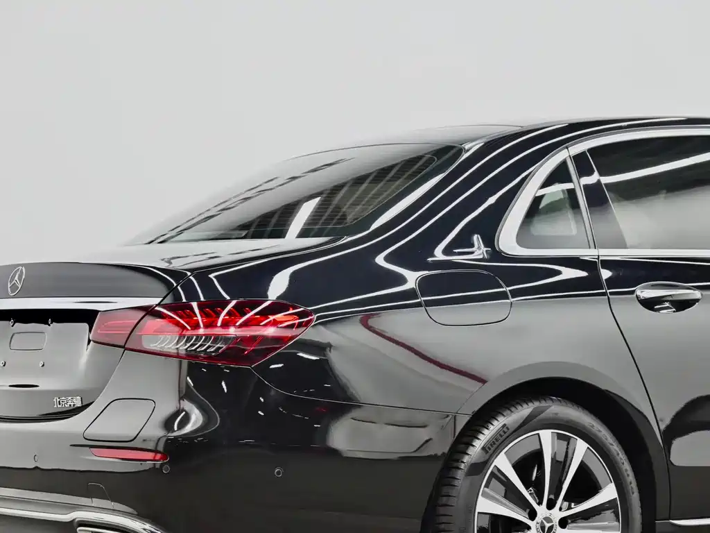Mercedes-Benz E-Class New Energy 2022 — фото 38