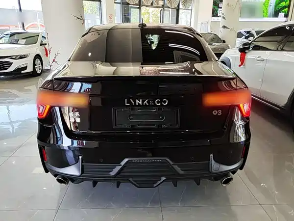 Lynk & Co 03 2022