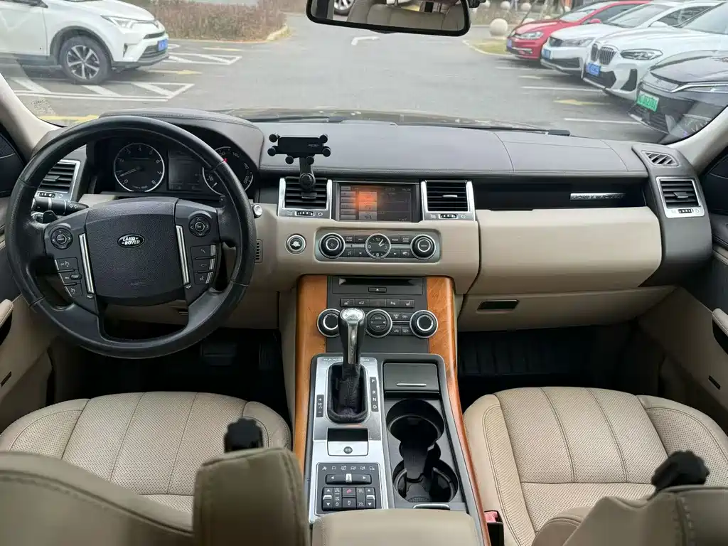 Land Rover Sport 2012 — фото 9