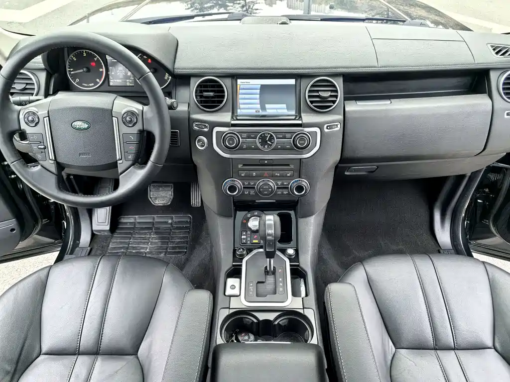 Land Rover Discovery 2011 — фото 7