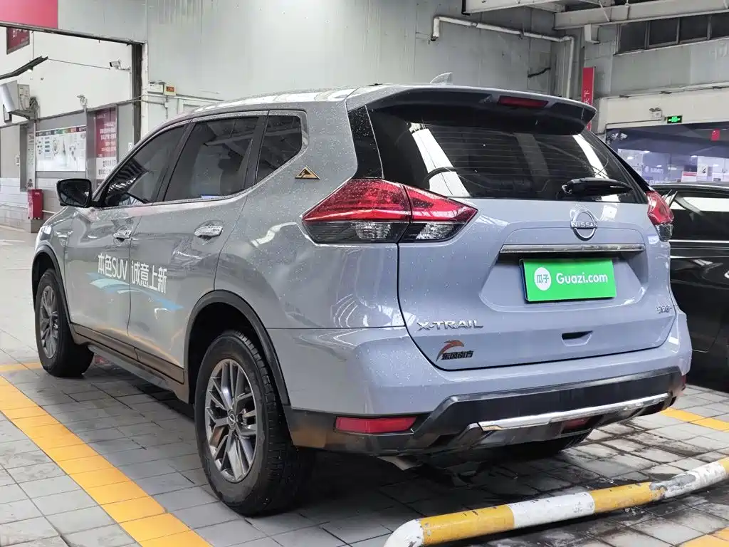 Nissan X-Trail 2025