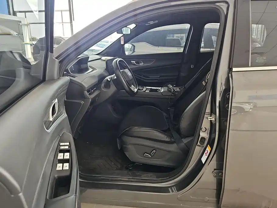 Changan Qiyuan Q05 Classic 2025 — фото 9
