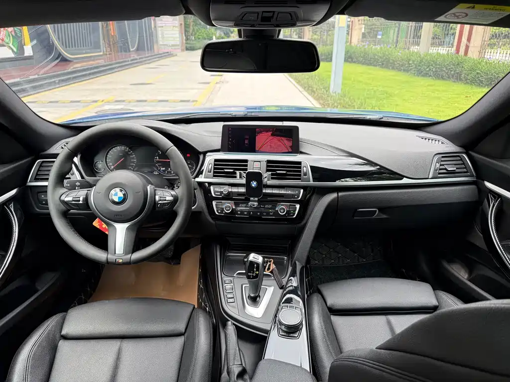 BMW 3 Series GT 2019 — фото 21